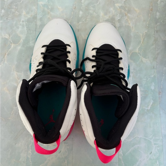 JORDAN LIFT OFF ‘south beach’ - Picture 4 of 5